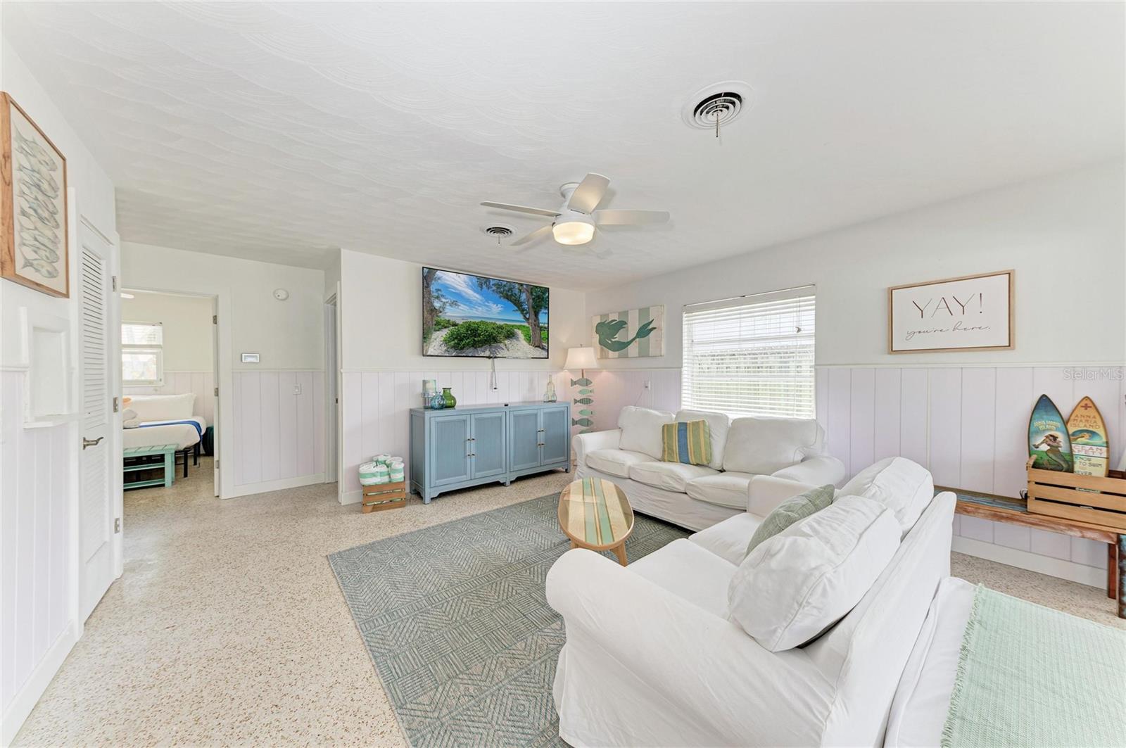 2111 AVENUE B, BRADENTON BEACH, FL — photo 4