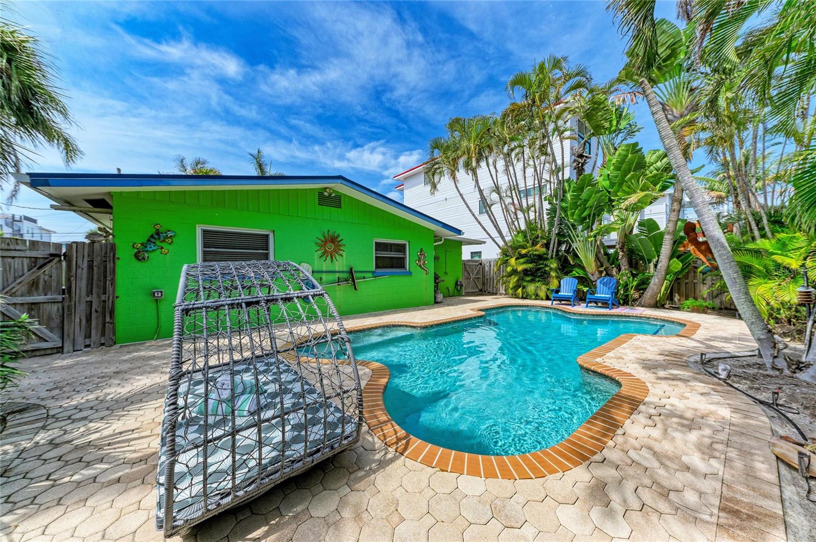2111 AVENUE B, BRADENTON BEACH, FL — photo 36