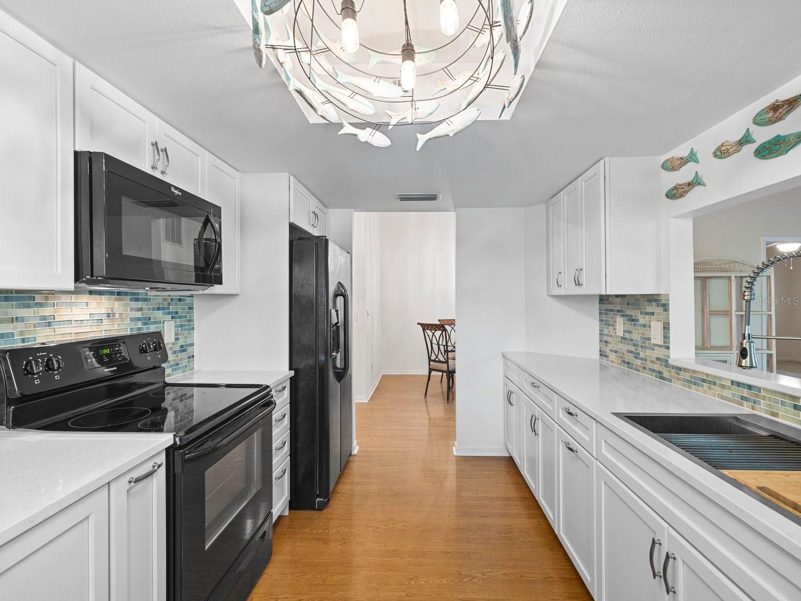 1880 WHISPERING WAY, TARPON SPRINGS, FL — photo 7