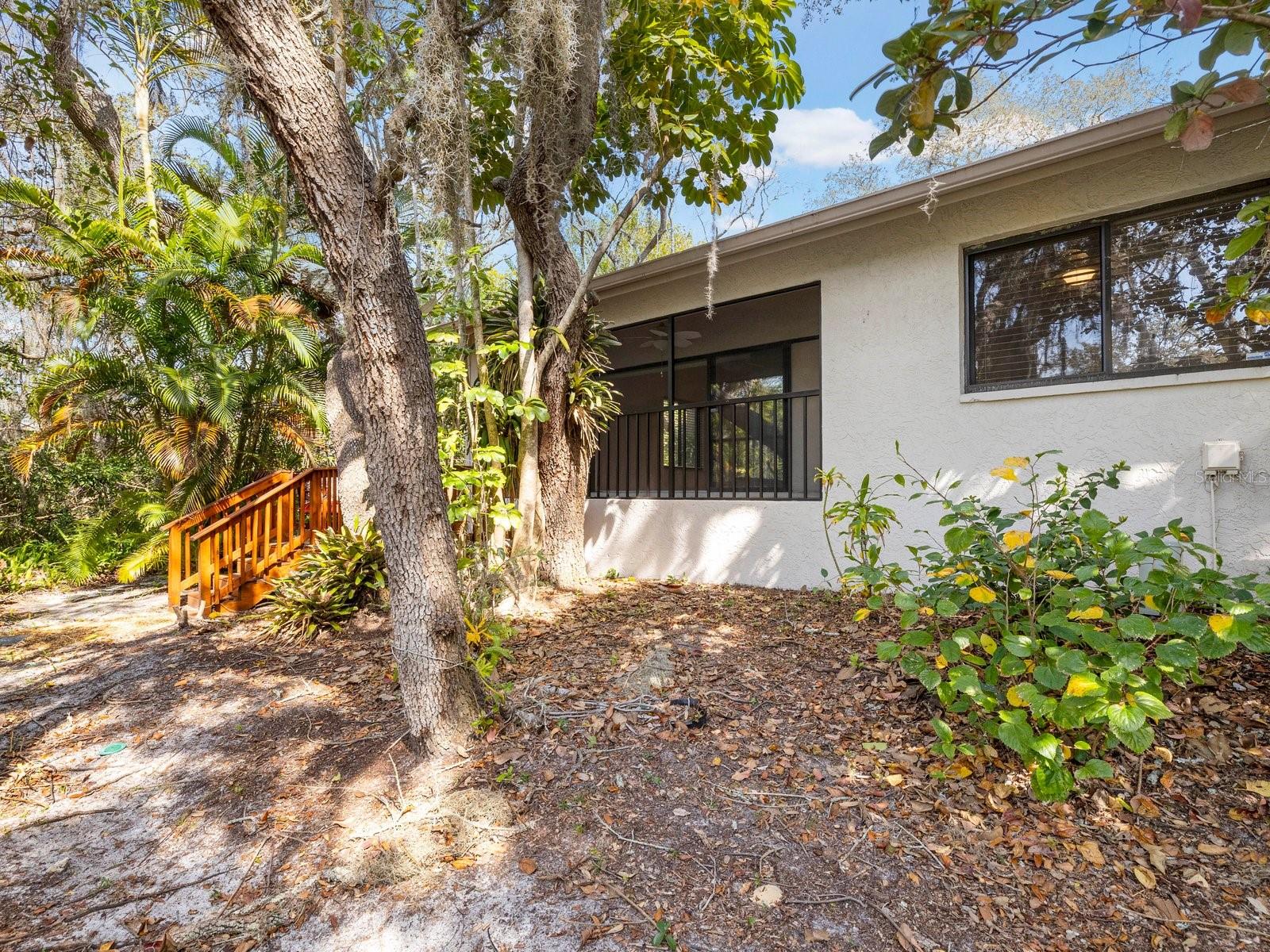 1880 WHISPERING WAY, TARPON SPRINGS, FL — photo 31