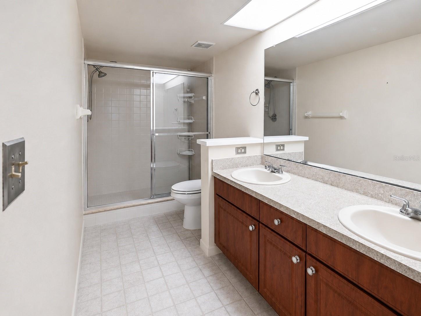 1880 WHISPERING WAY, TARPON SPRINGS, FL — photo 12