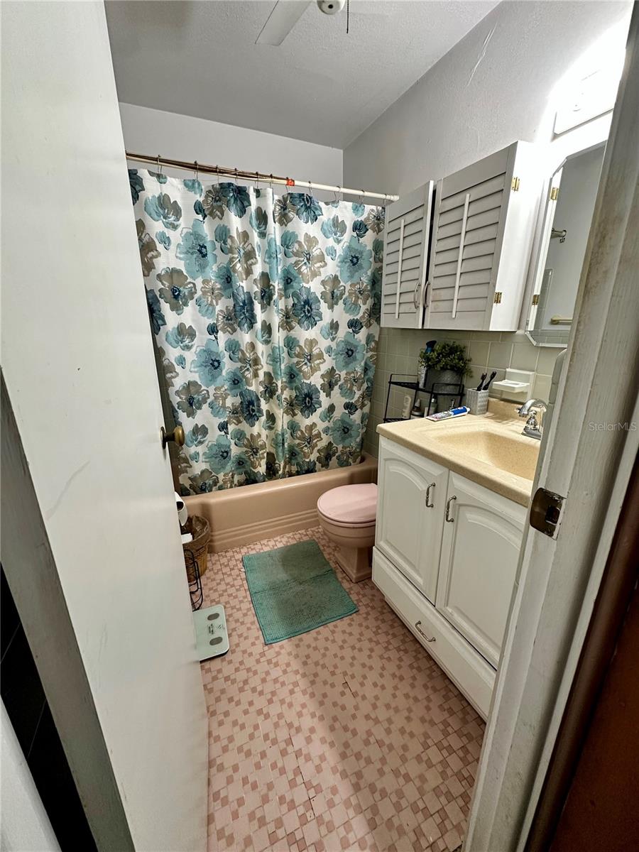 424 W HOGLE AVE, DELAND, FL — photo 26