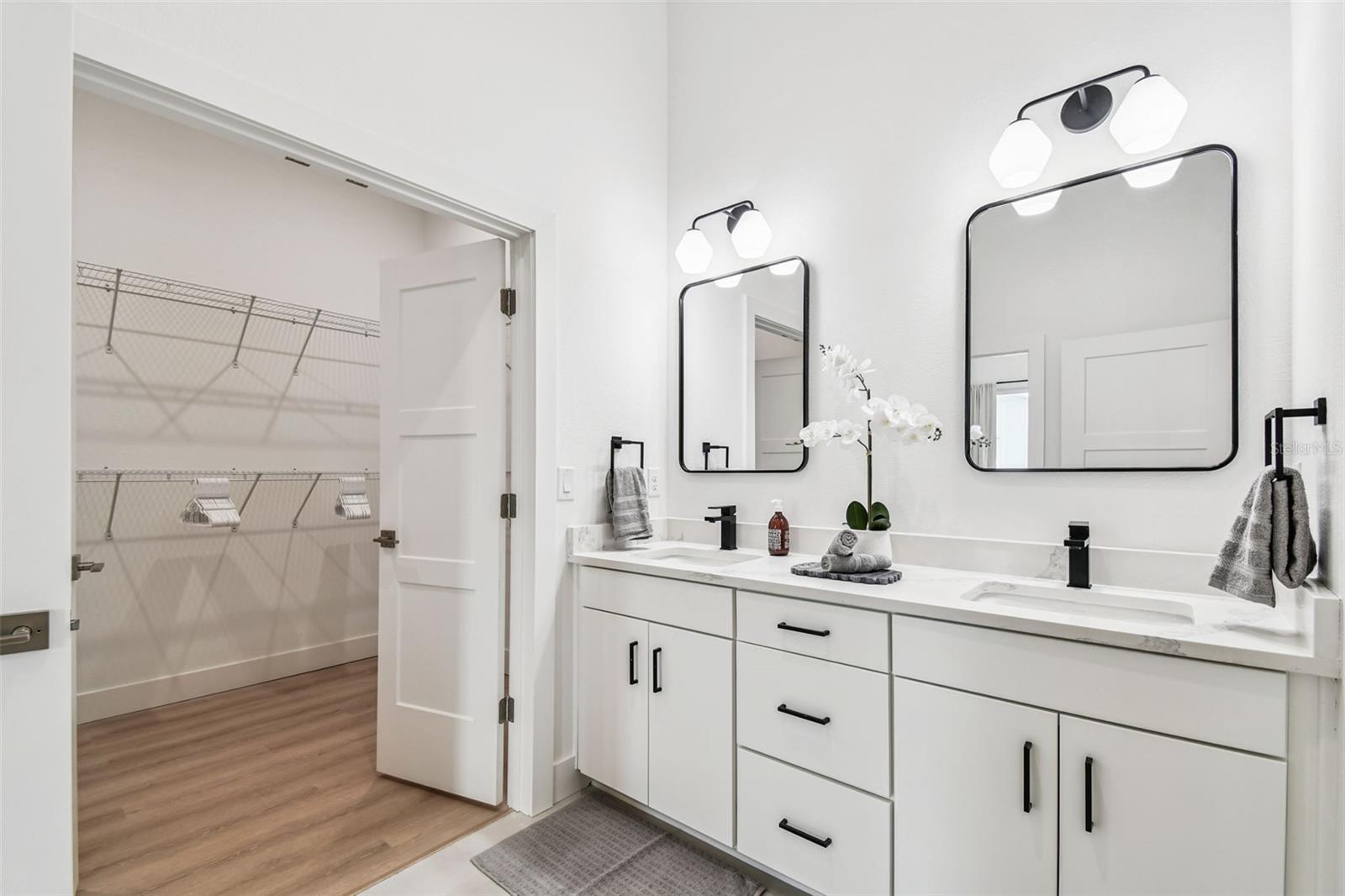 3840 POMPANO DR SE, ST PETERSBURG, FL — photo 9