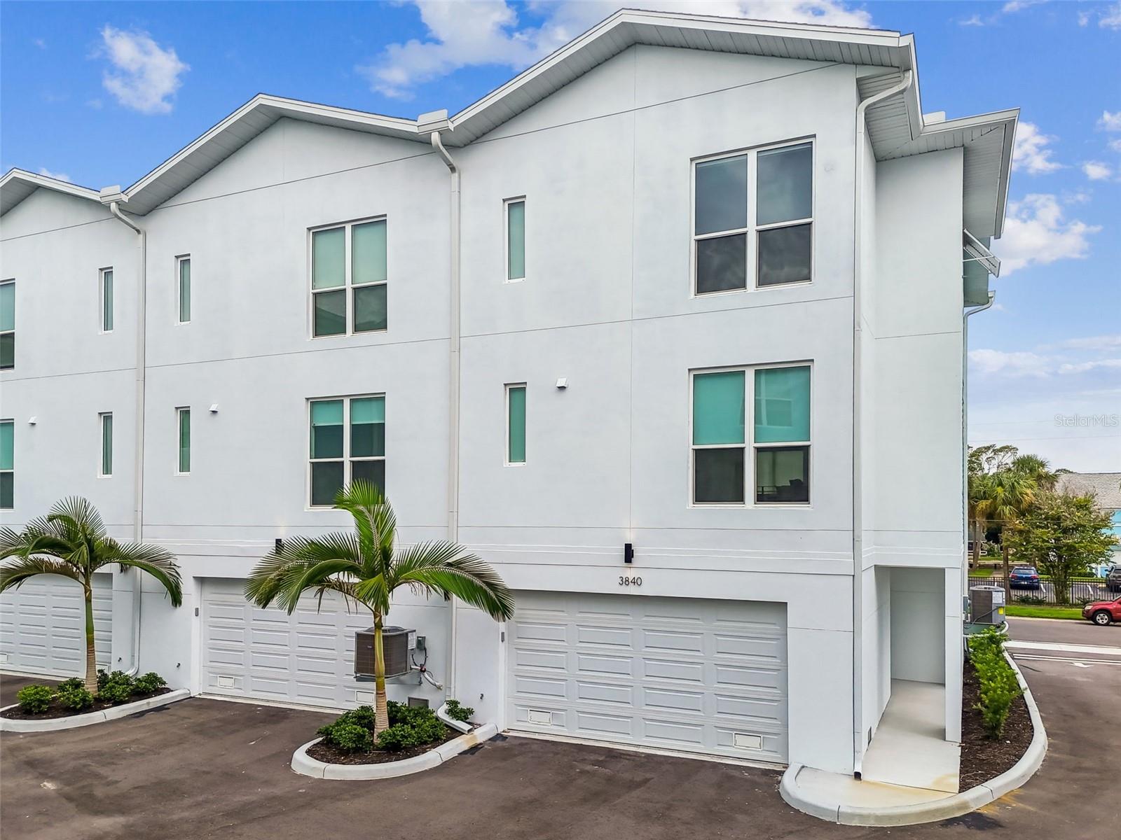 3840 POMPANO DR SE, ST PETERSBURG, FL — photo 72