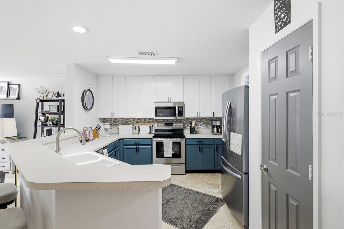 15150 PIPING PLOVER CT #103, NORTH FORT MYERS, FL — photo 6
