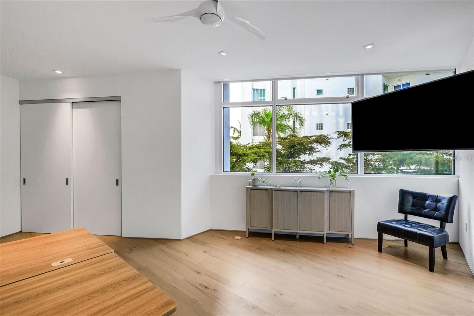 280 GOLDEN GATE PT #200, SARASOTA, FL — photo 56