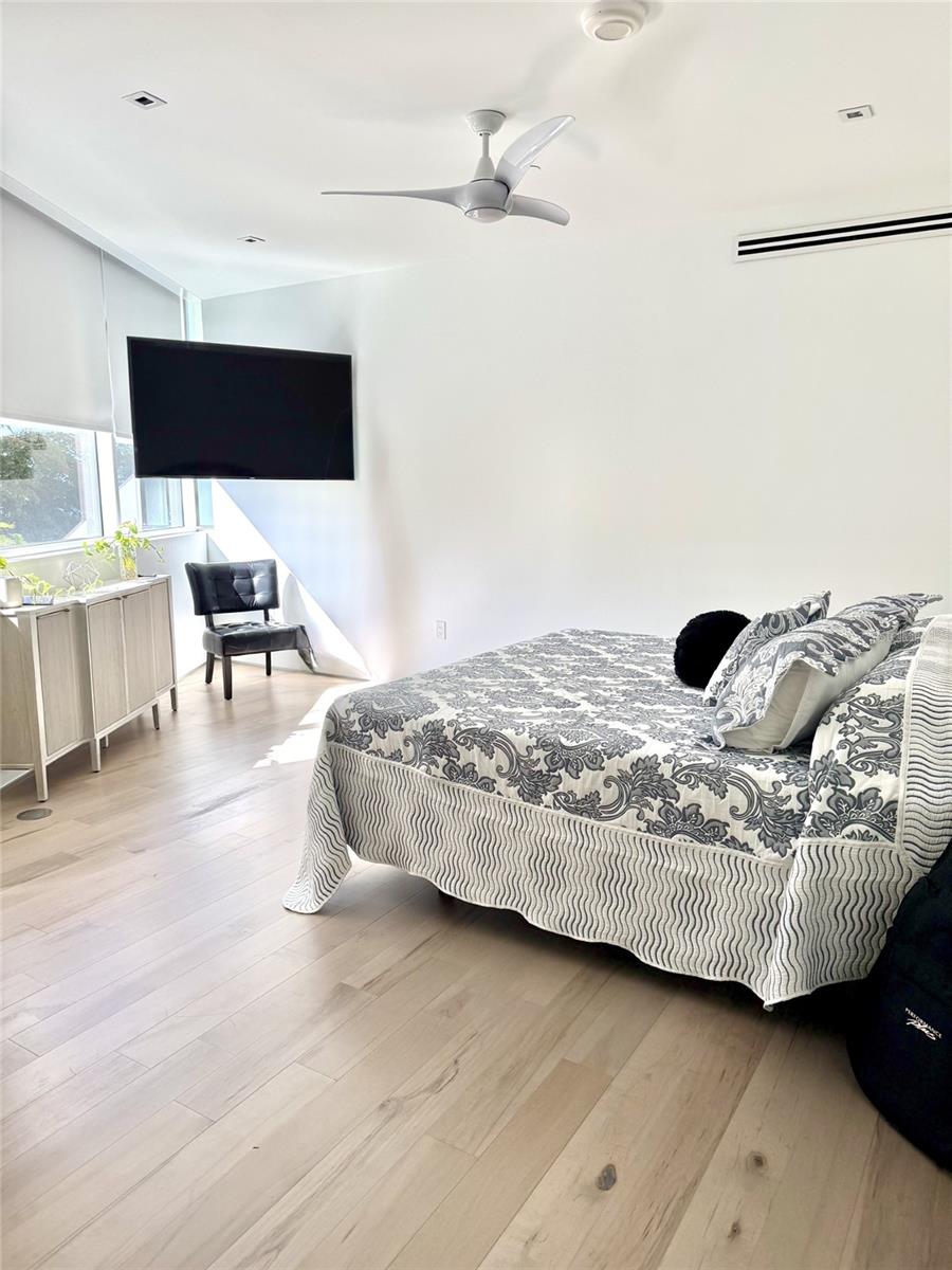 280 GOLDEN GATE PT #200, SARASOTA, FL — photo 55