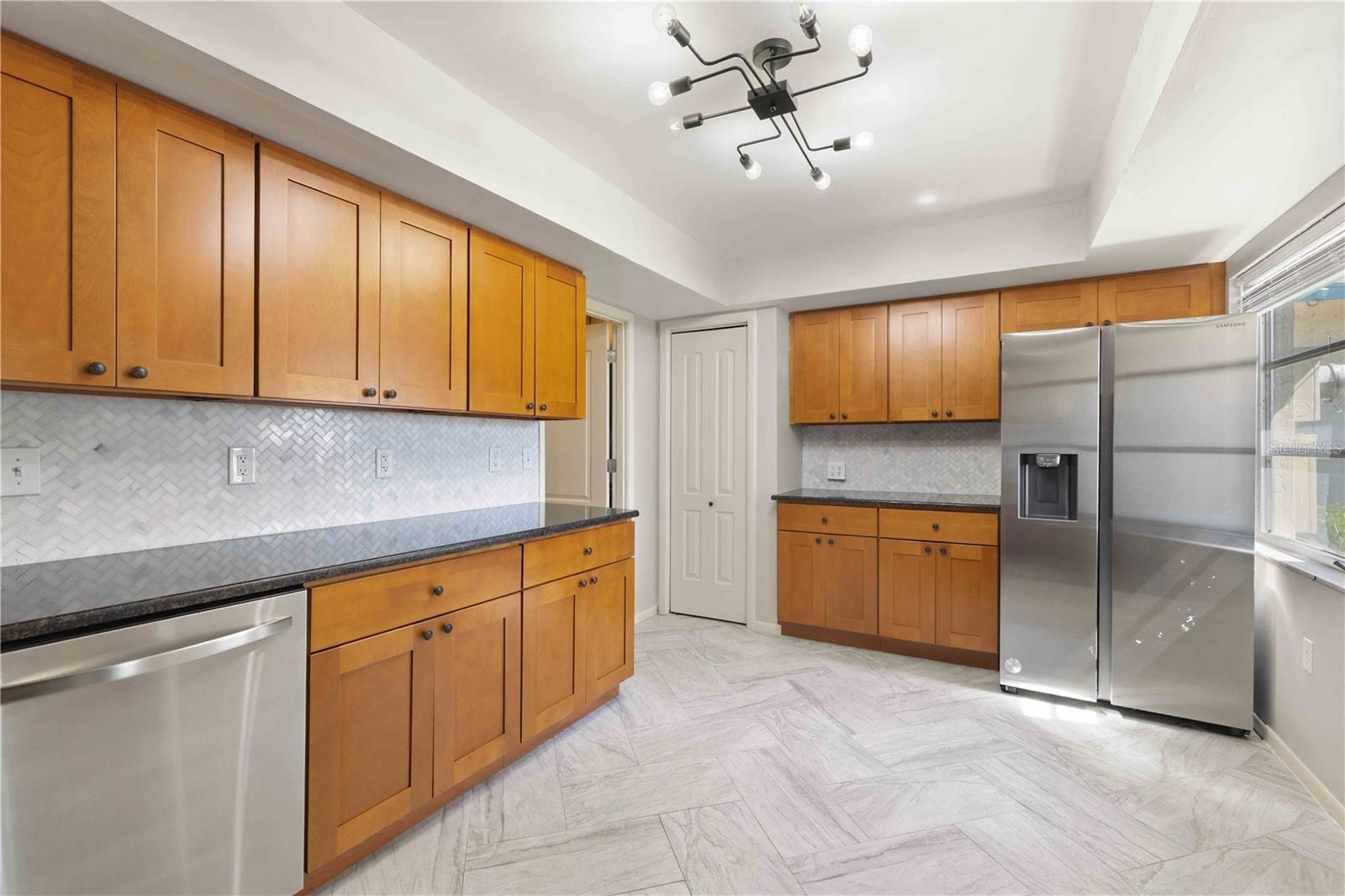 7011 9TH AVE W, BRADENTON, FL — photo 11