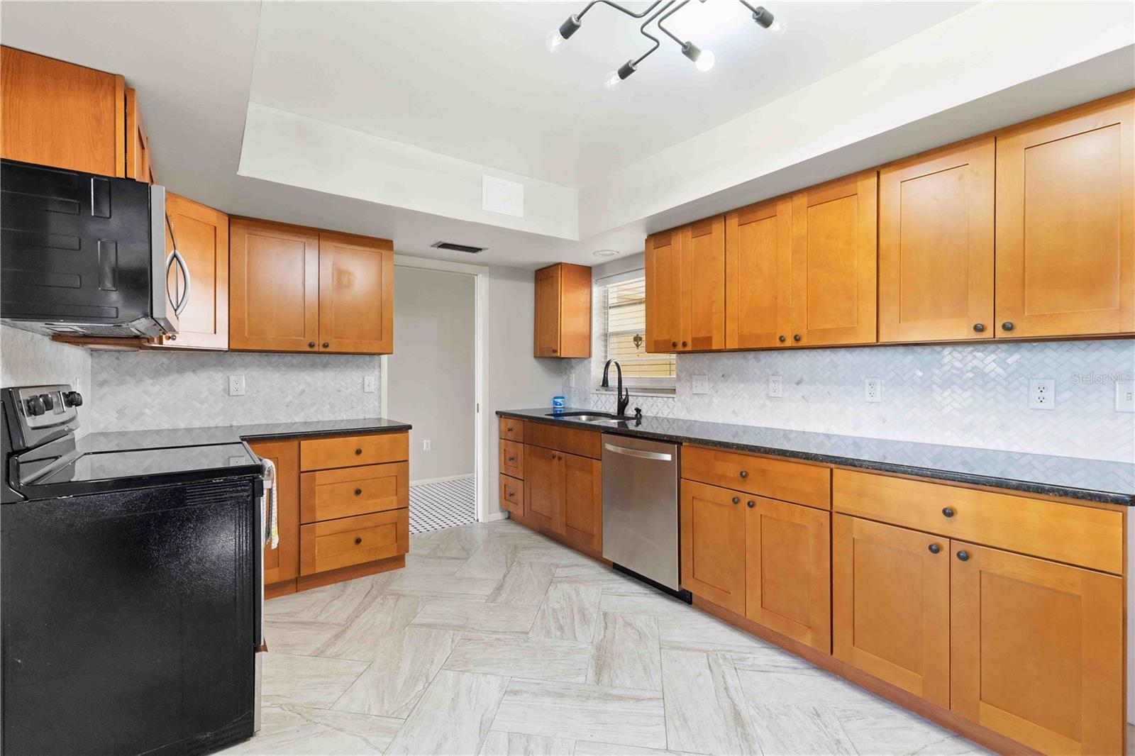 7011 9TH AVE W, BRADENTON, FL — photo 12