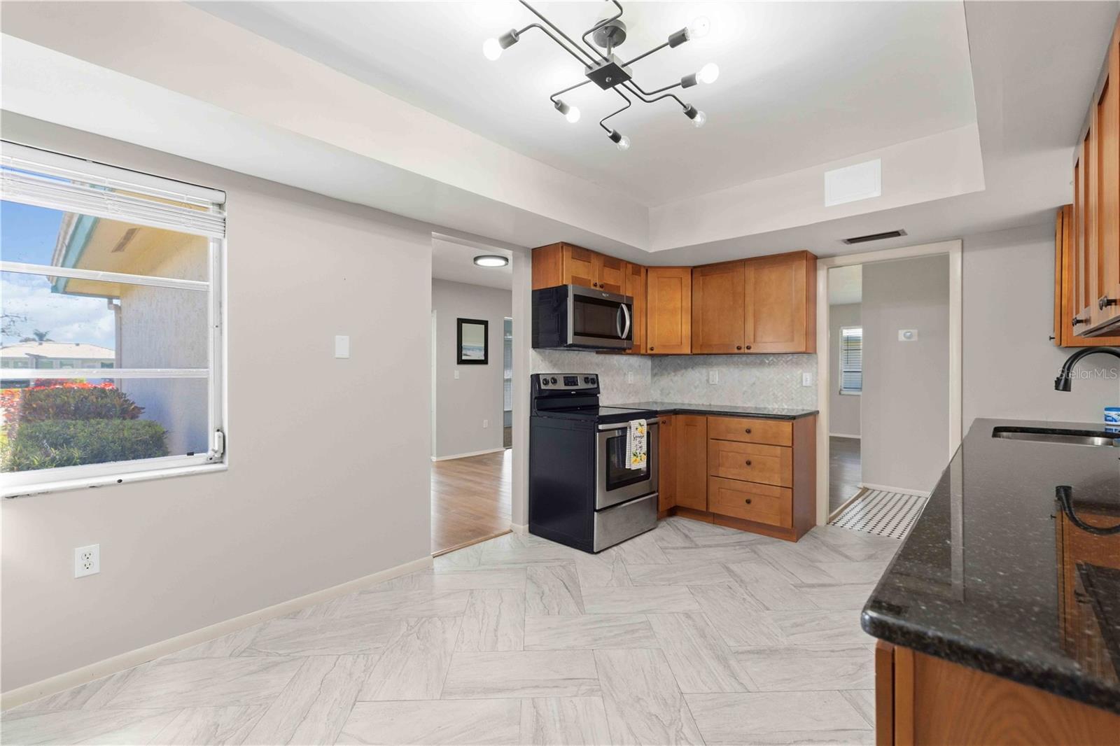 7011 9TH AVE W, BRADENTON, FL — photo 13