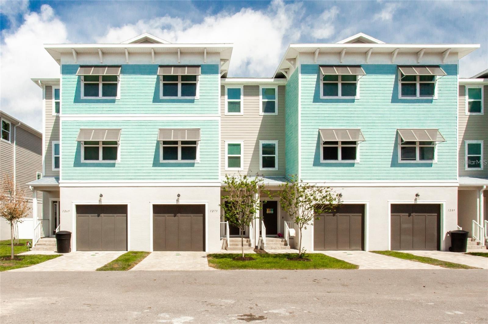 1273 SAVONA DR NE, ST PETERSBURG, FL