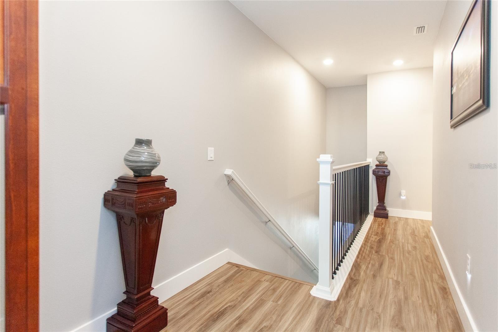 1273 SAVONA DR NE, ST PETERSBURG, FL — photo 17