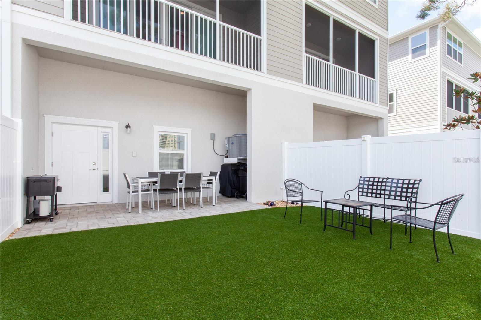 1273 SAVONA DR NE, ST PETERSBURG, FL — photo 27