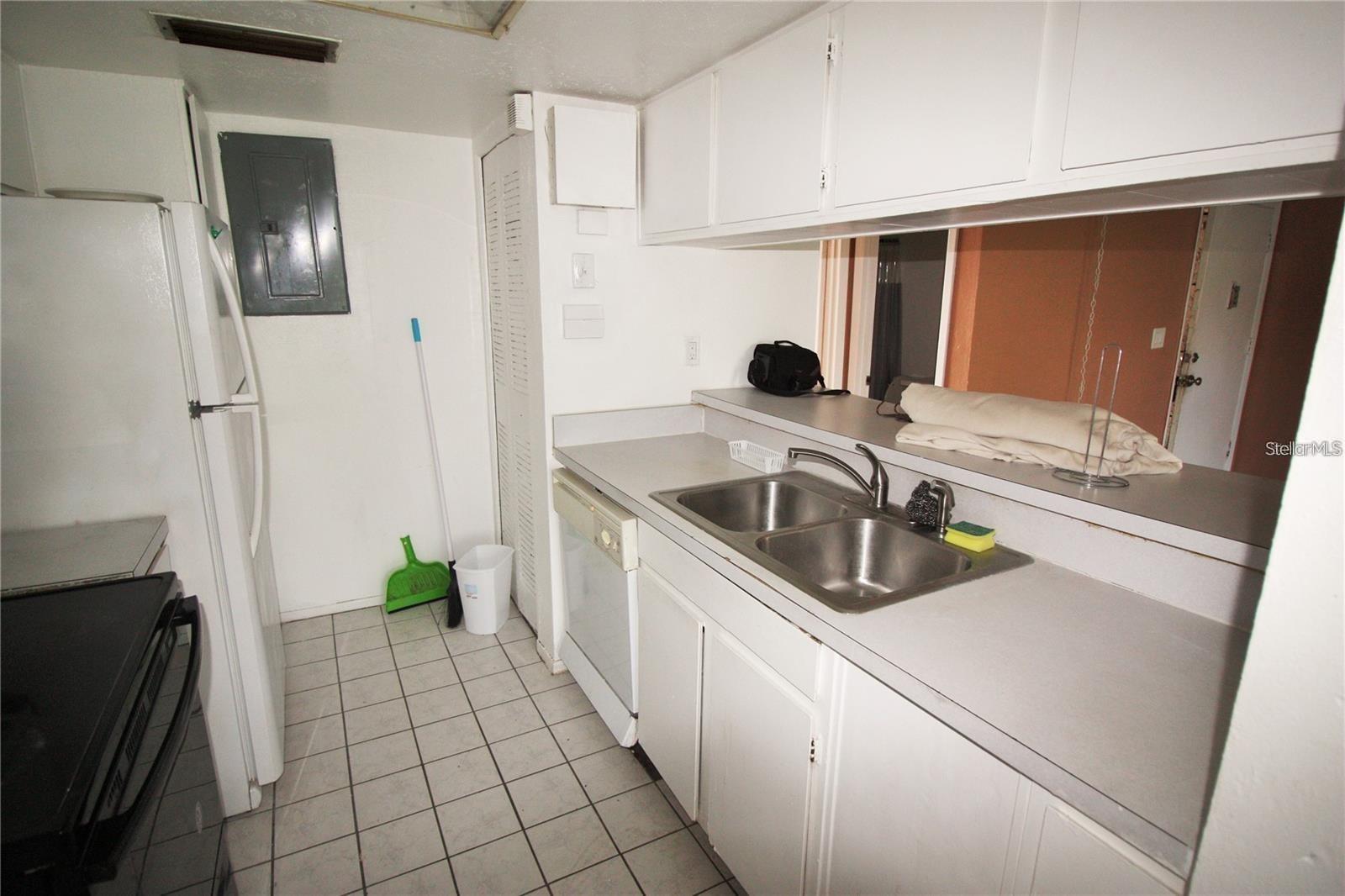 2117 LYME BAY DR #604, ORLANDO, FL — photo 3