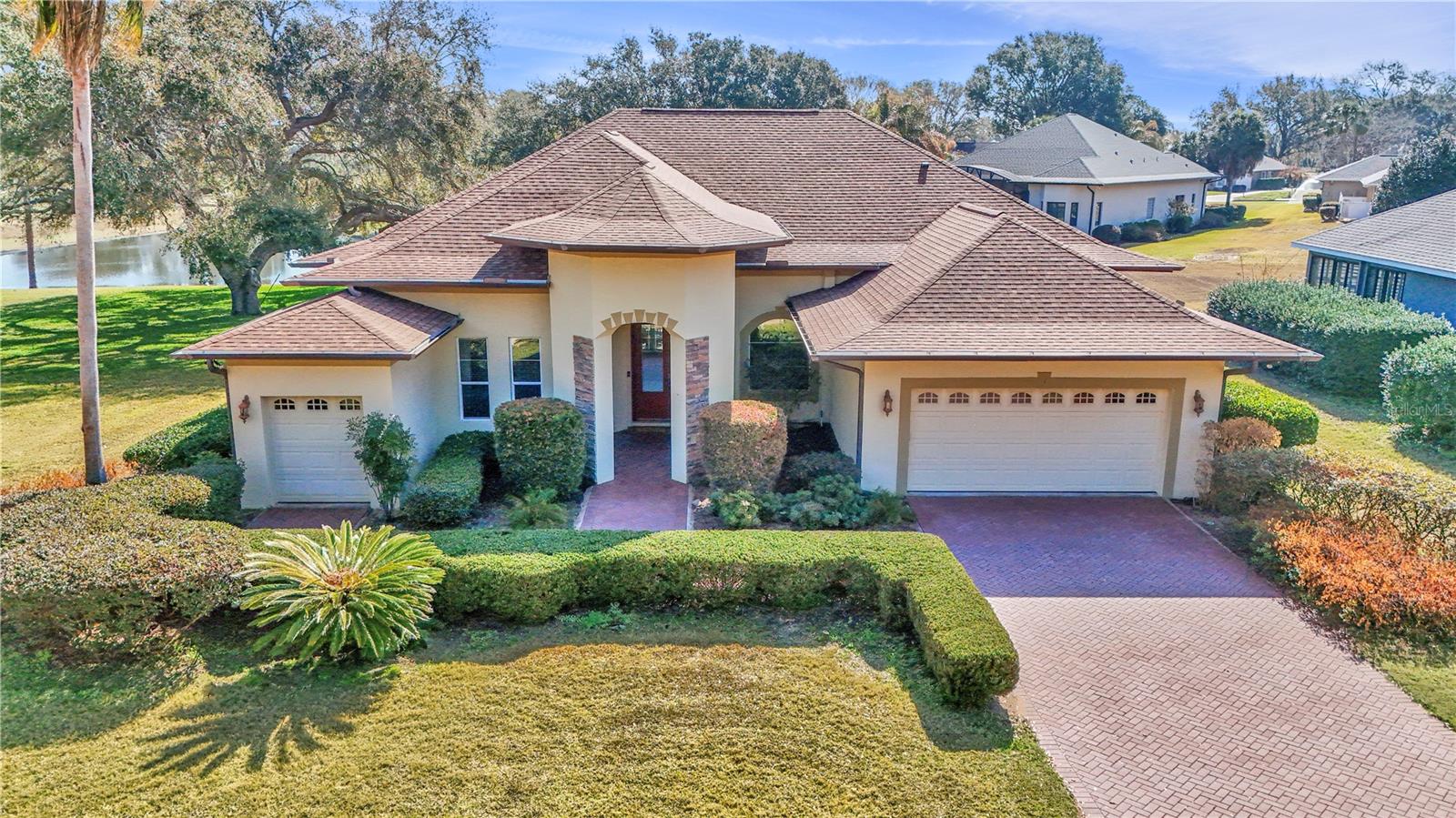 39644 HARBOR HILLS BLVD, LADY LAKE, FL