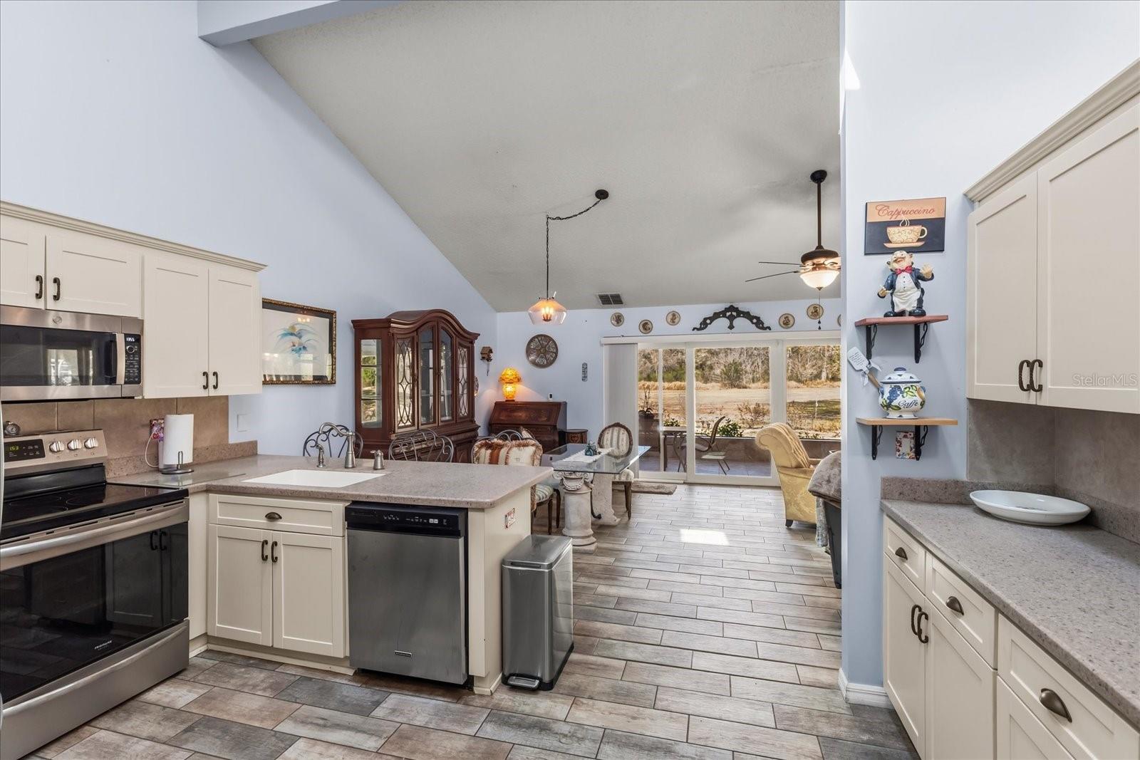 34515 CEDARFIELD DR, DADE CITY, FL — photo 14