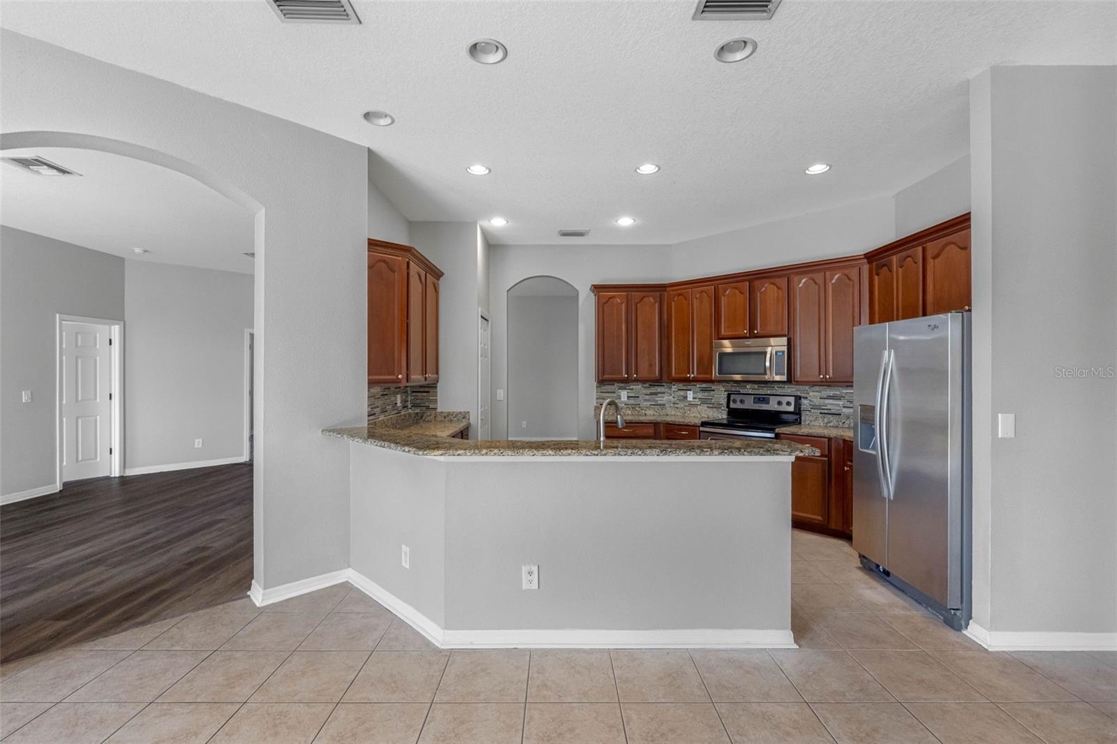 4820 PORTMARNOCK WAY, WESLEY CHAPEL, FL — photo 10