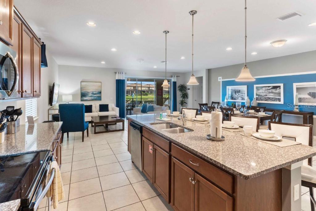 8815 MACAPA DR, KISSIMMEE, FL — photo 5