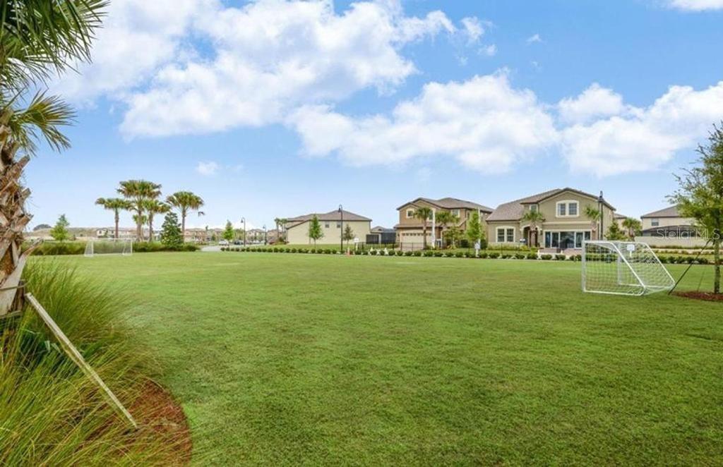 8815 MACAPA DR, KISSIMMEE, FL — photo 55