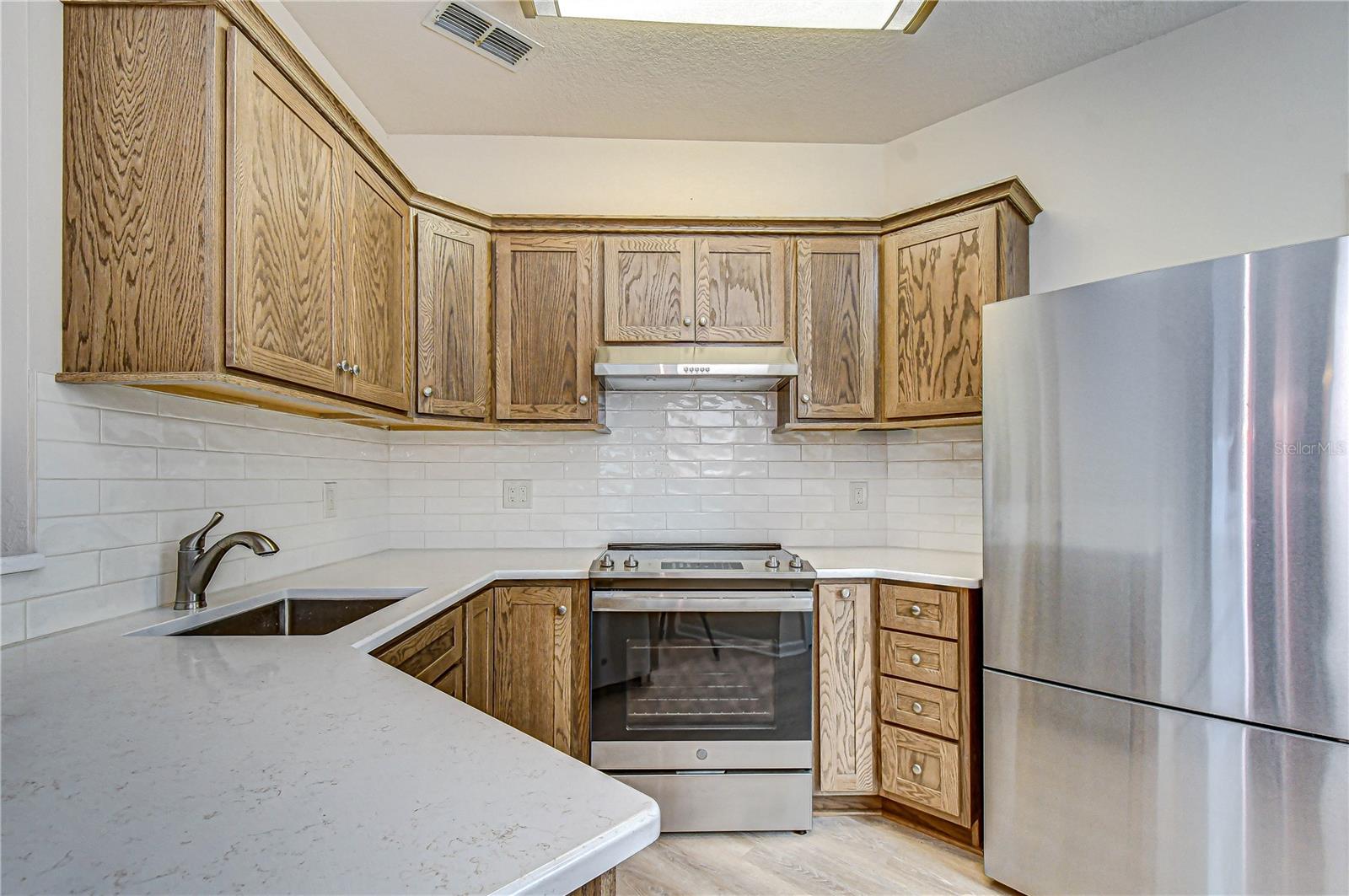 10409 VILLA VIEW CIR #10409, TAMPA, FL — photo 12