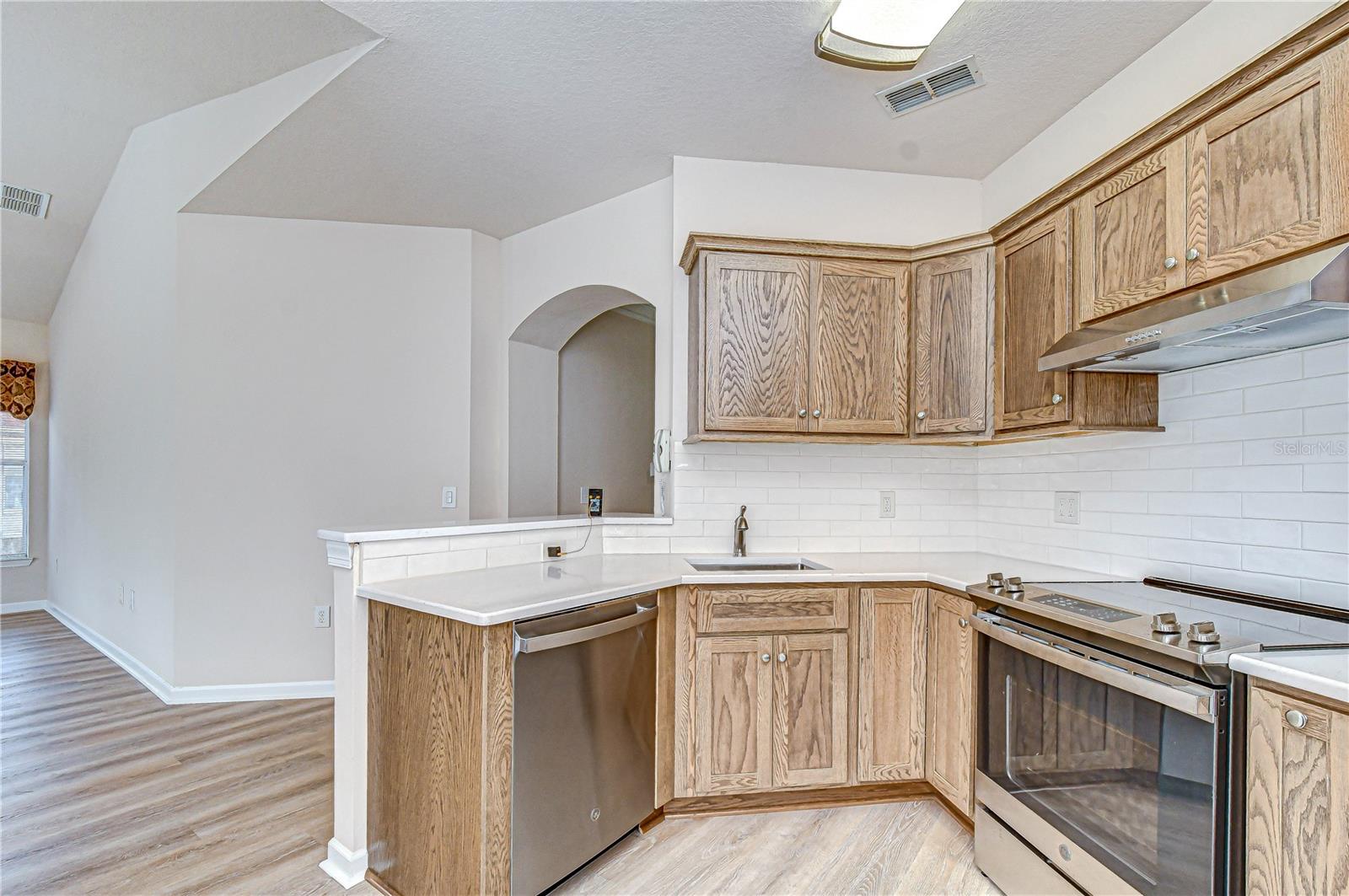 10409 VILLA VIEW CIR #10409, TAMPA, FL — photo 14