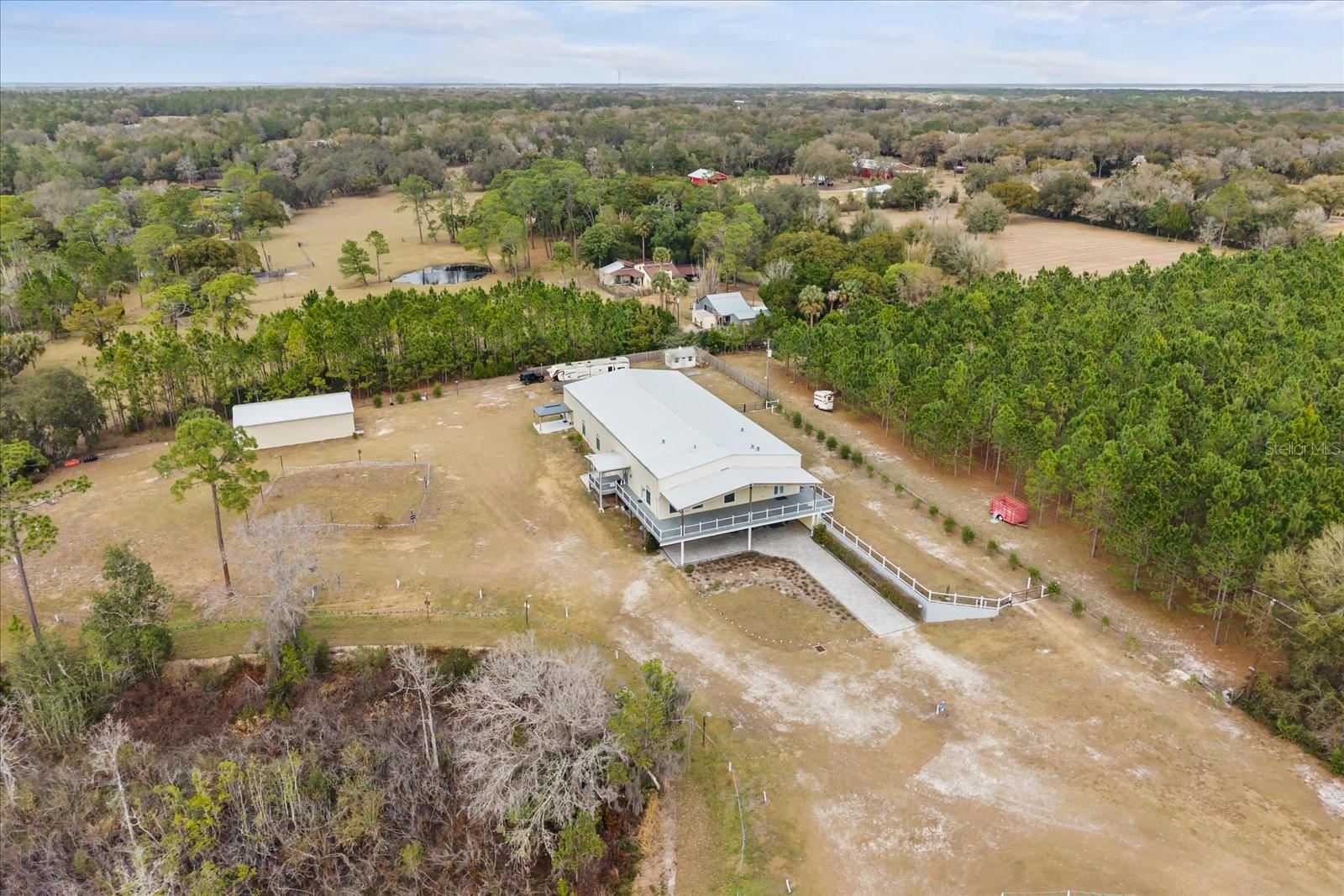 455 BRIAR PATCH LN, GENEVA, FL — photo 2