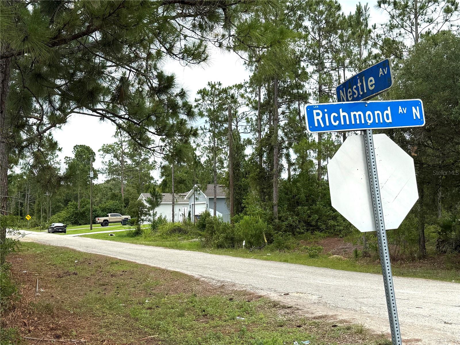 368 NESTLE AVE, LEHIGH ACRES, FL — photo 3
