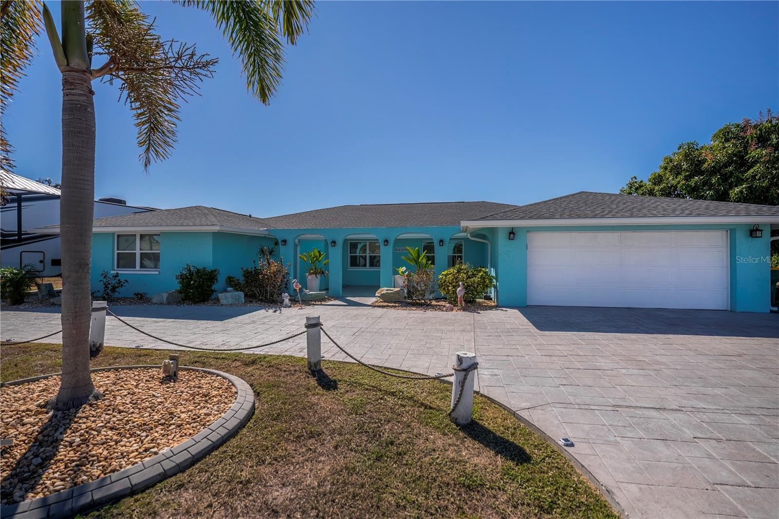 121 SINCLAIR ST SE, PORT CHARLOTTE, FL — photo 2