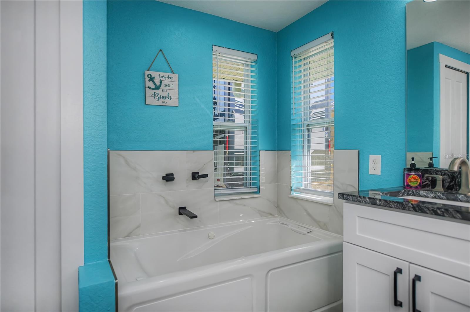 121 SINCLAIR ST SE, PORT CHARLOTTE, FL — photo 42