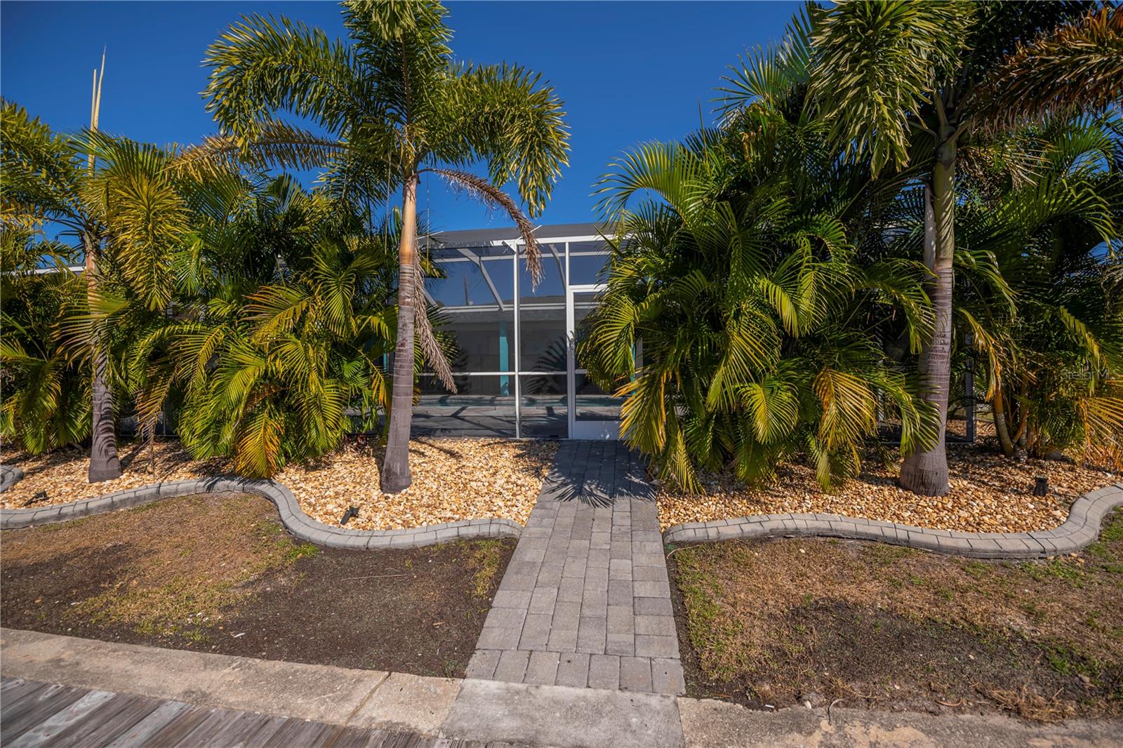 121 SINCLAIR ST SE, PORT CHARLOTTE, FL — photo 79