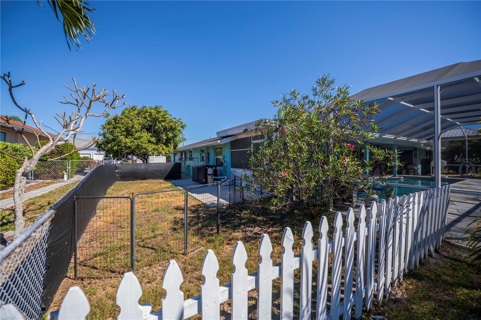 121 SINCLAIR ST SE, PORT CHARLOTTE, FL — photo 88