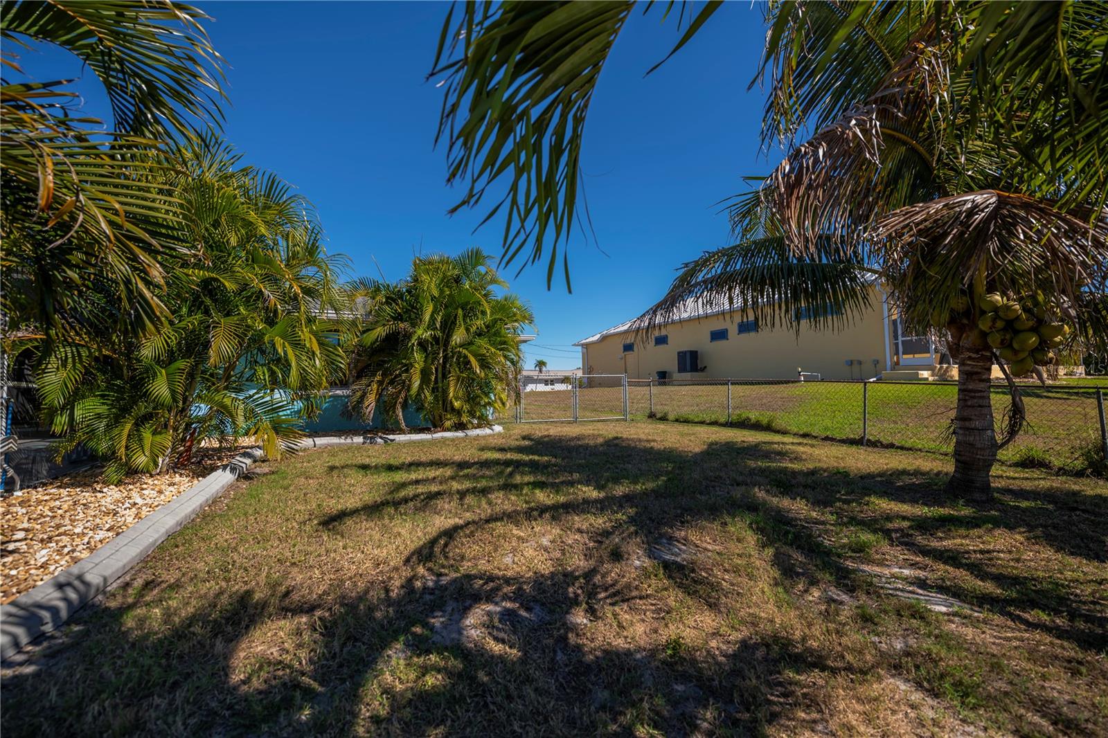 121 SINCLAIR ST SE, PORT CHARLOTTE, FL — photo 91