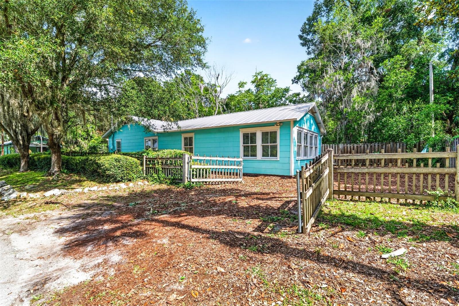 433 SE 7TH ST, GAINESVILLE, FL — photo 32