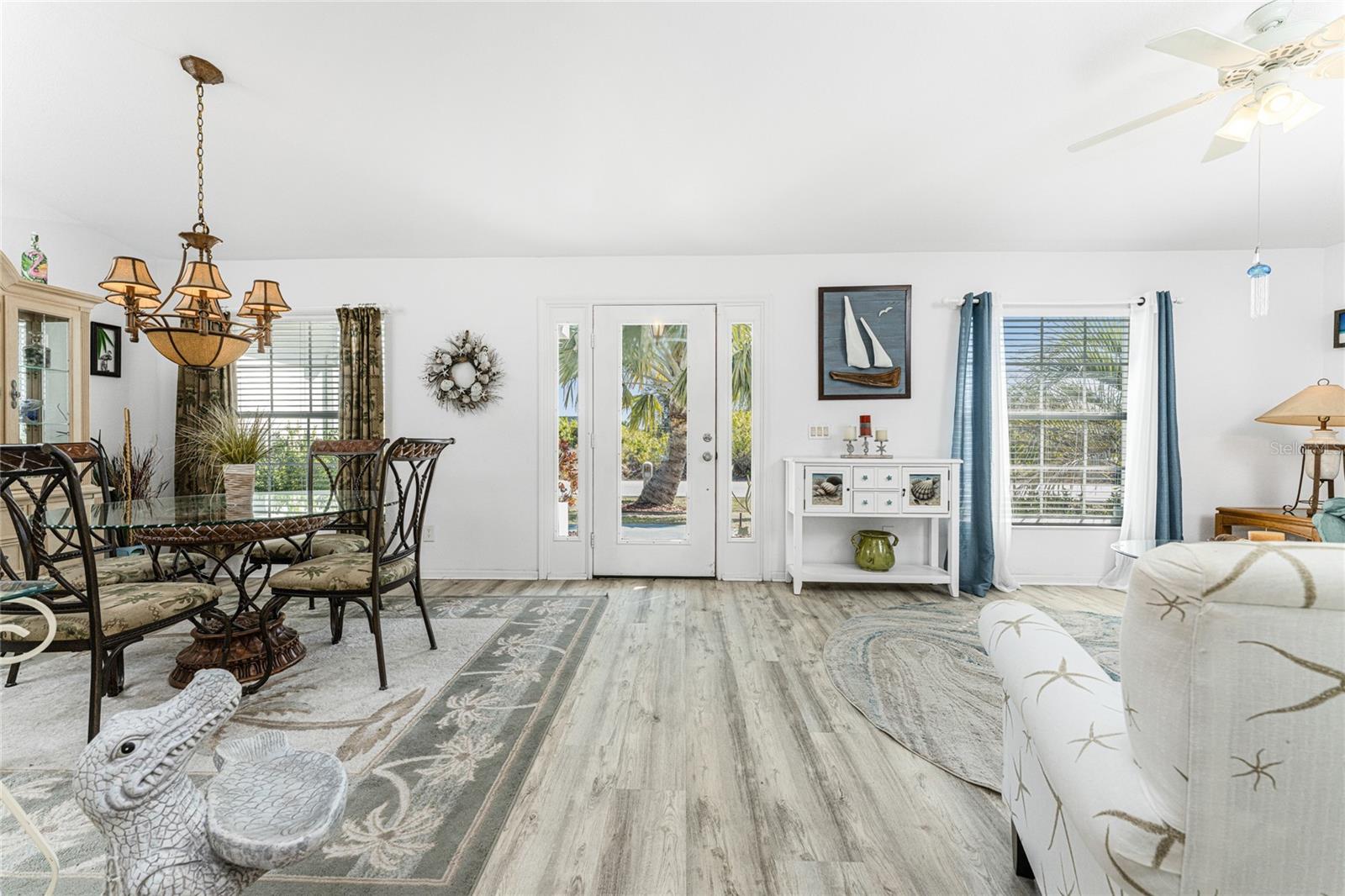 9300 MIAMI CIR, PORT CHARLOTTE, FL — photo 14