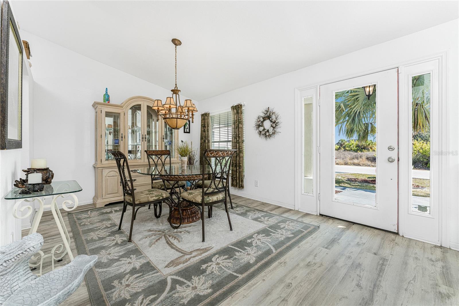 9300 MIAMI CIR, PORT CHARLOTTE, FL — photo 15