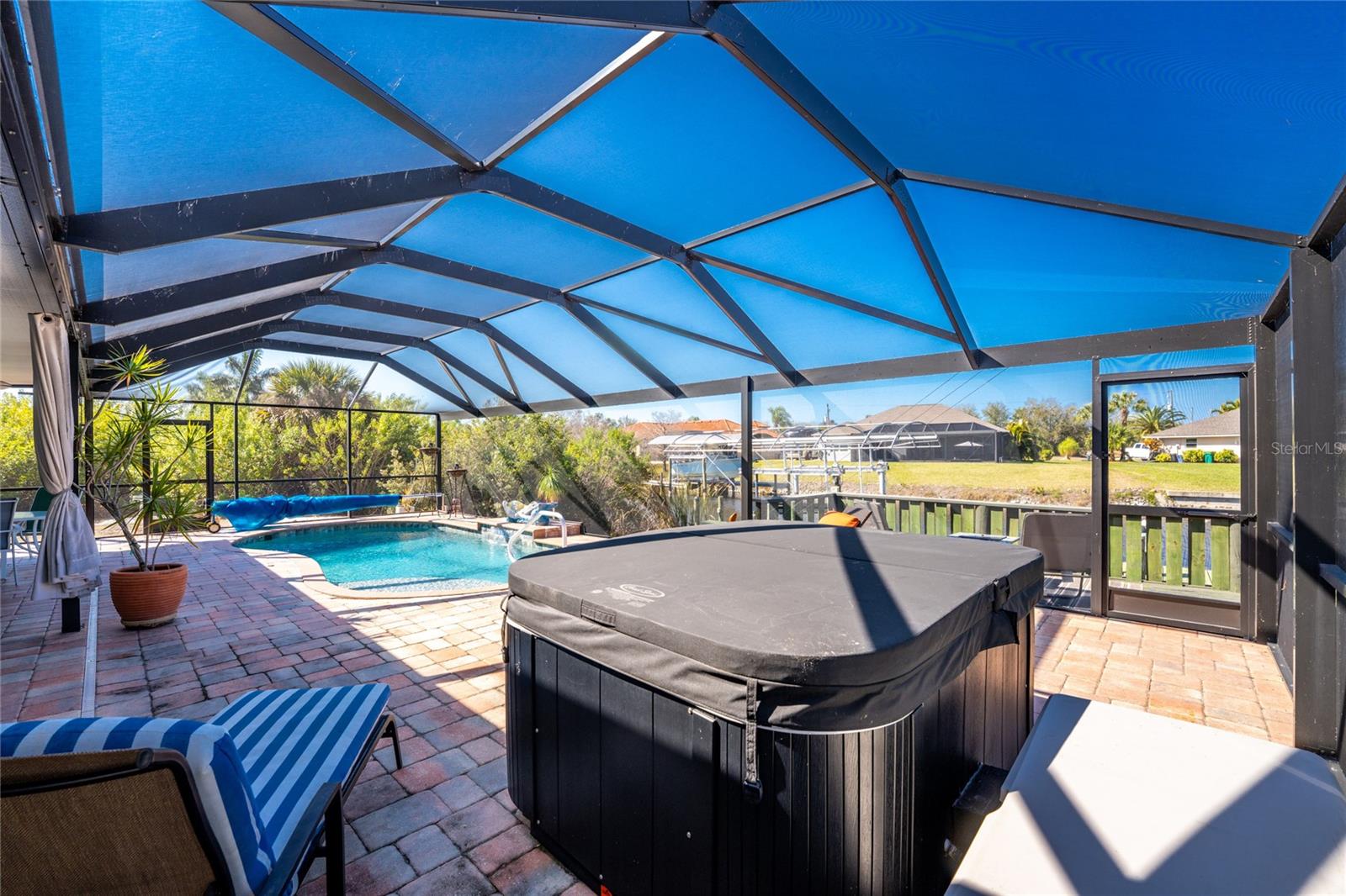 9300 MIAMI CIR, PORT CHARLOTTE, FL — photo 42