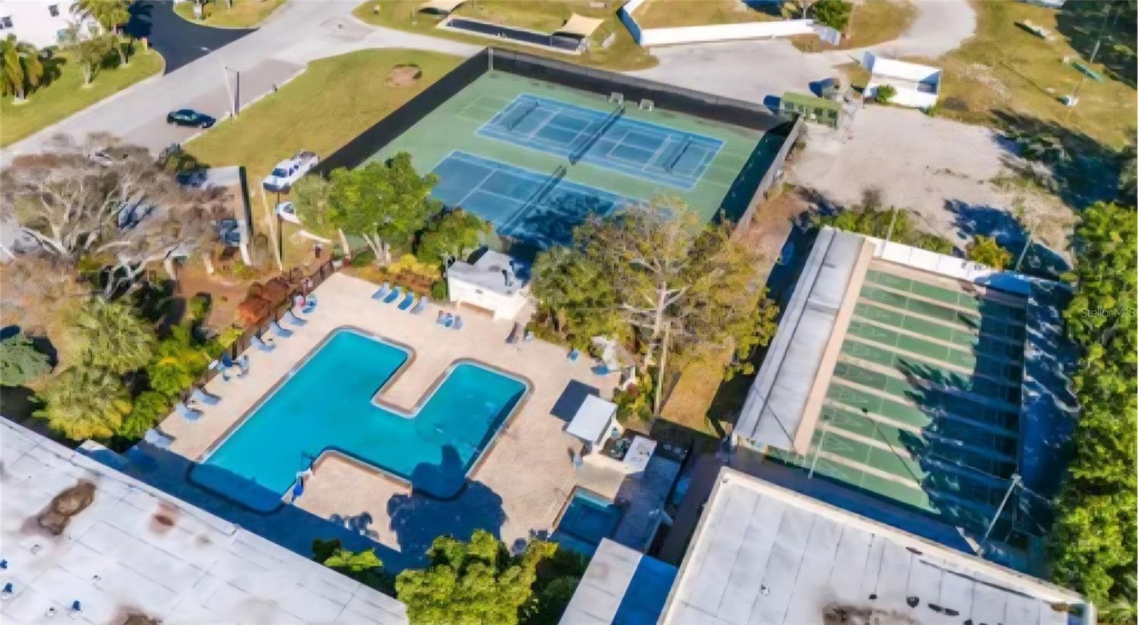 6070 80TH ST N #105, ST PETERSBURG, FL — photo 31