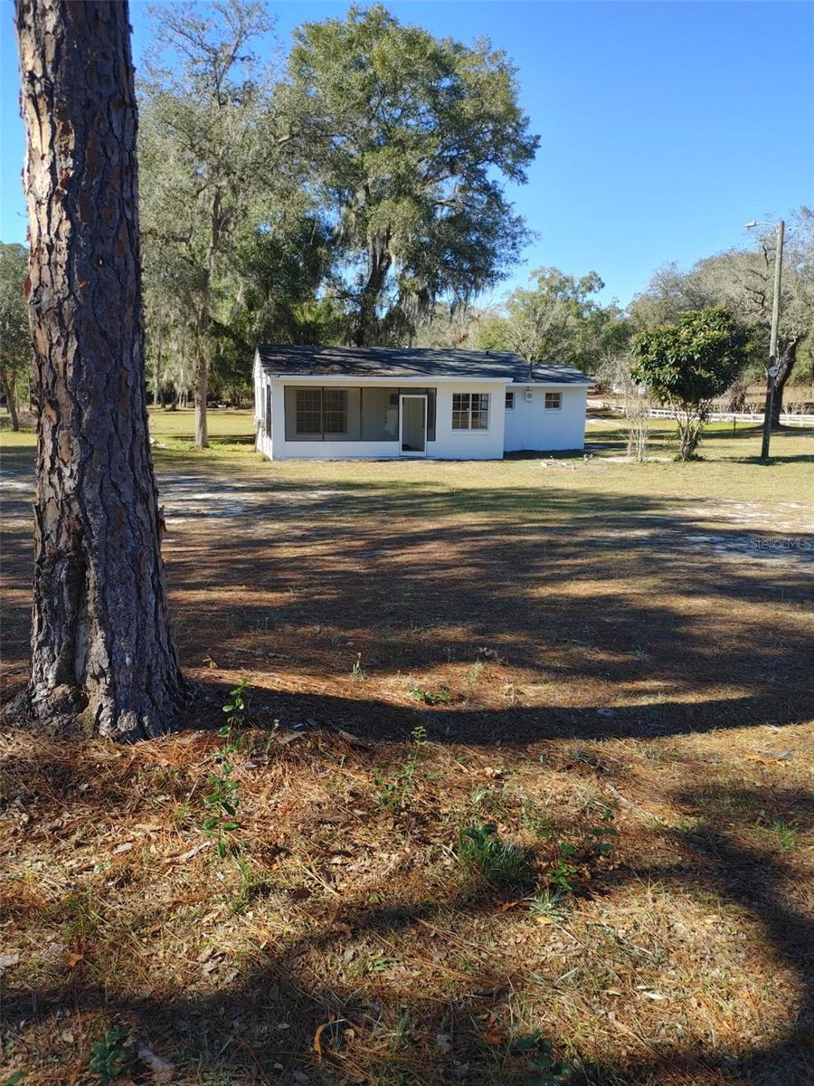 1838 NE 145TH AVENUE RD, SILVER SPRINGS, FL — photo 2