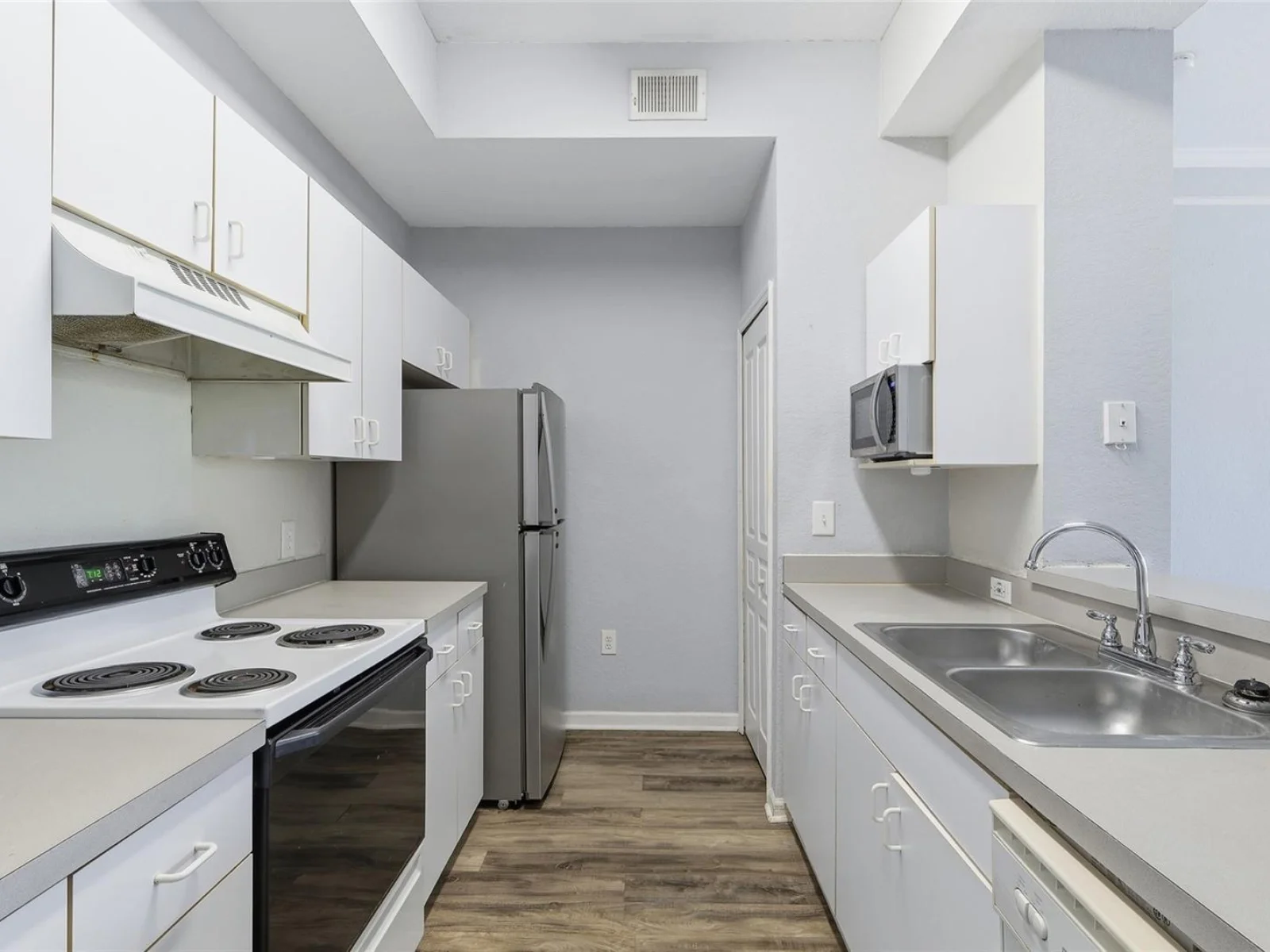 17106 CARRINGTON PARK DR #623, TAMPA, FL — photo 28