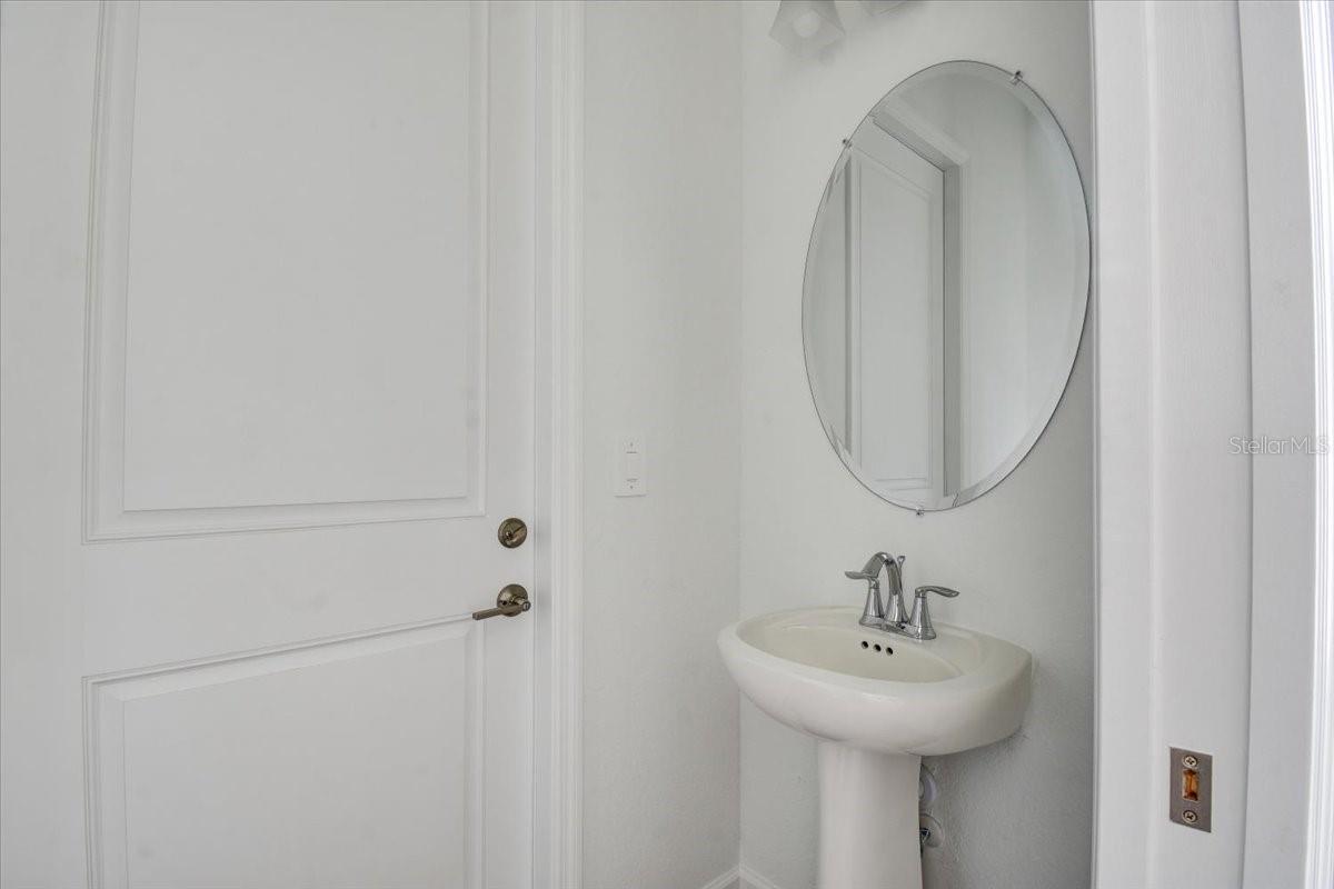 7796 LAKES EDGE LN, PORT CHARLOTTE, FL — photo 15