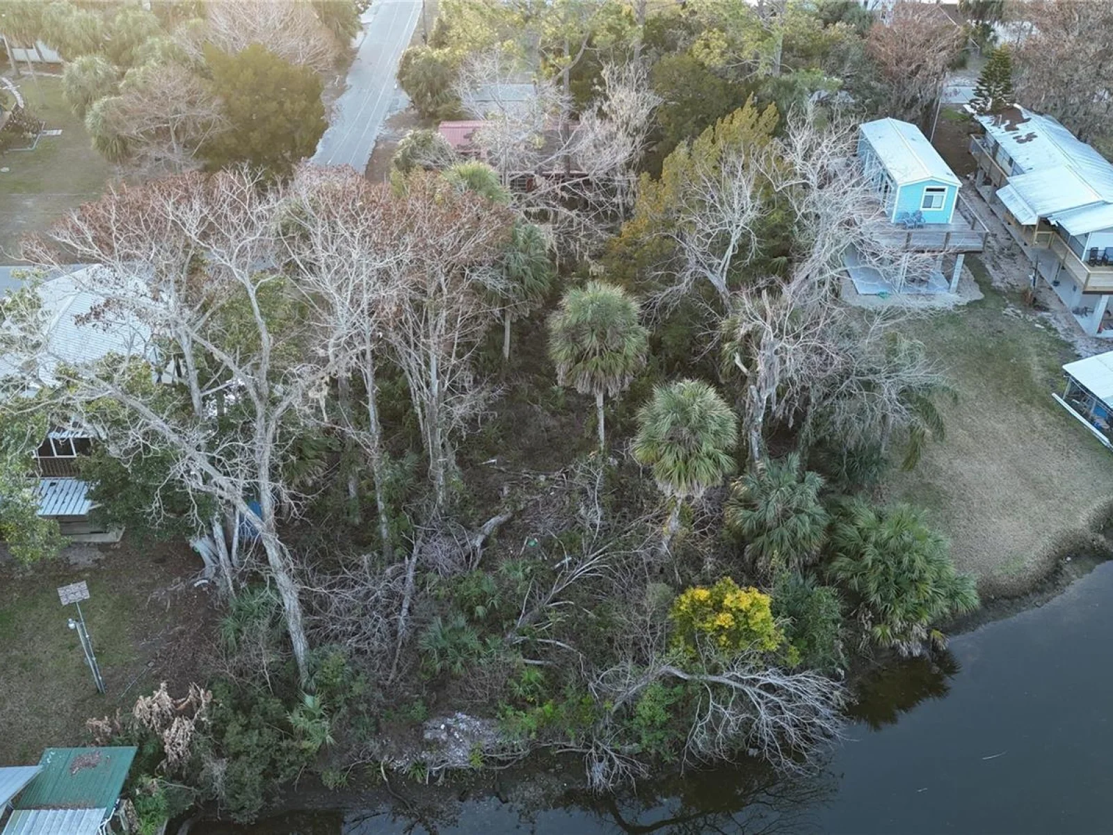 12 SE 241ST ST, SUWANNEE, FL — photo 11
