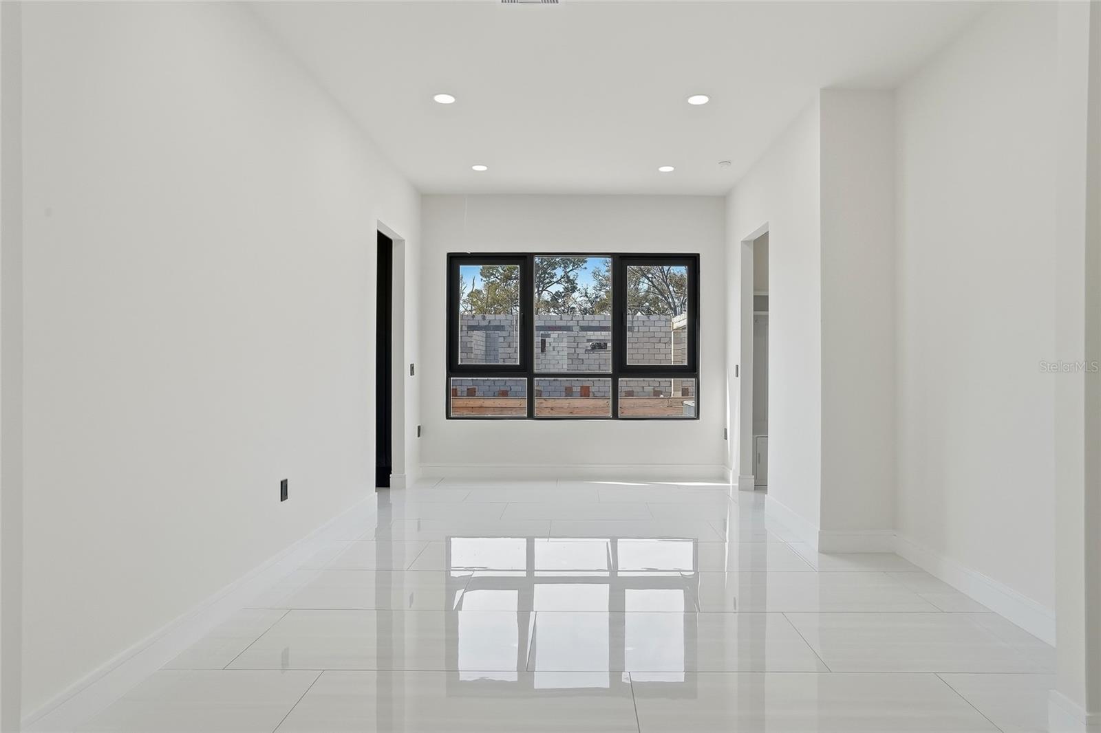 7818 N HUBERT AVE, TAMPA, FL — photo 25
