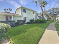 527 MIDWAY DR #B — photo 2
