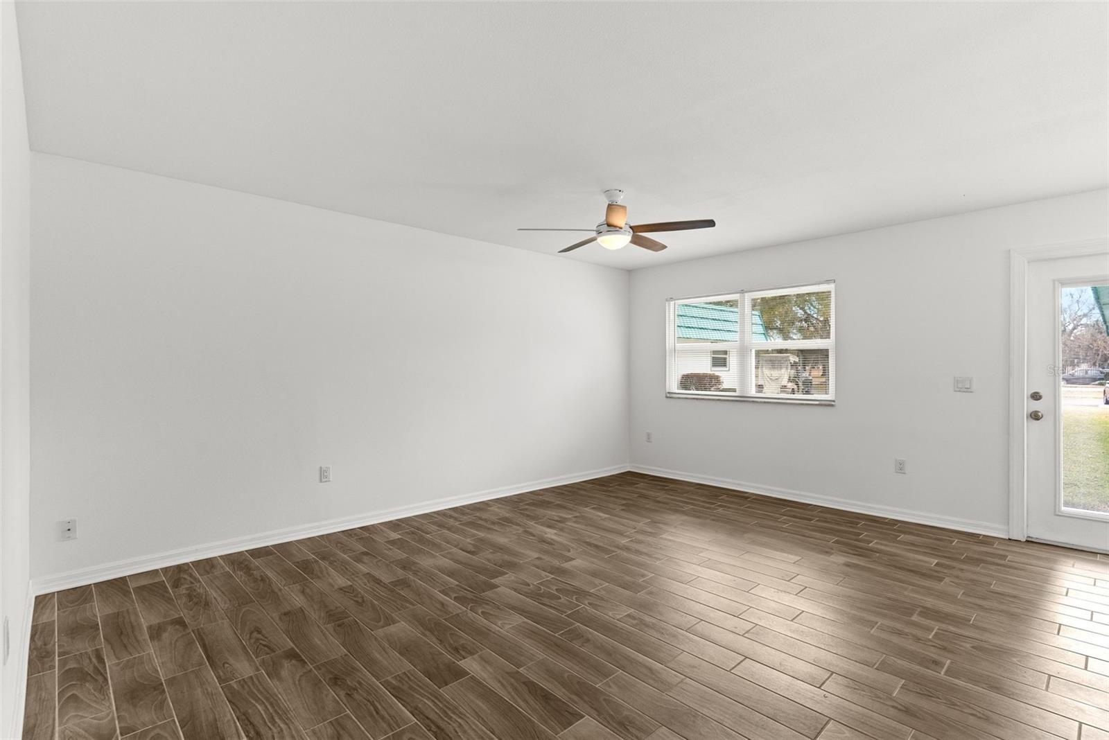 205 KINGS BLVD #52, SUN CITY CENTER, FL — photo 5