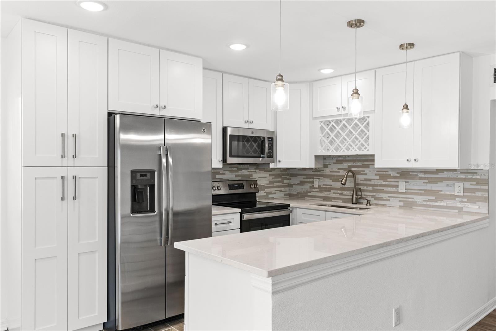 205 KINGS BLVD #52, SUN CITY CENTER, FL — photo 9