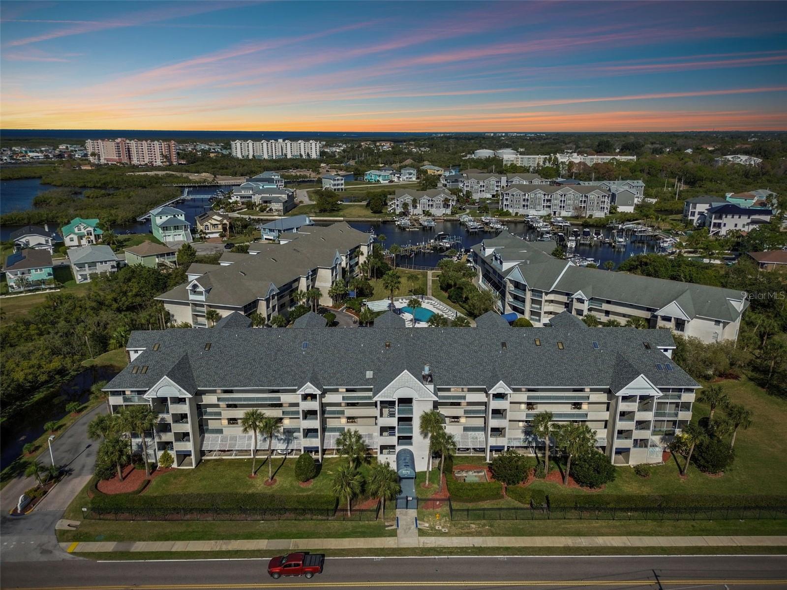 5557 SEA FOREST DR #214, NEW PORT RICHEY, FL