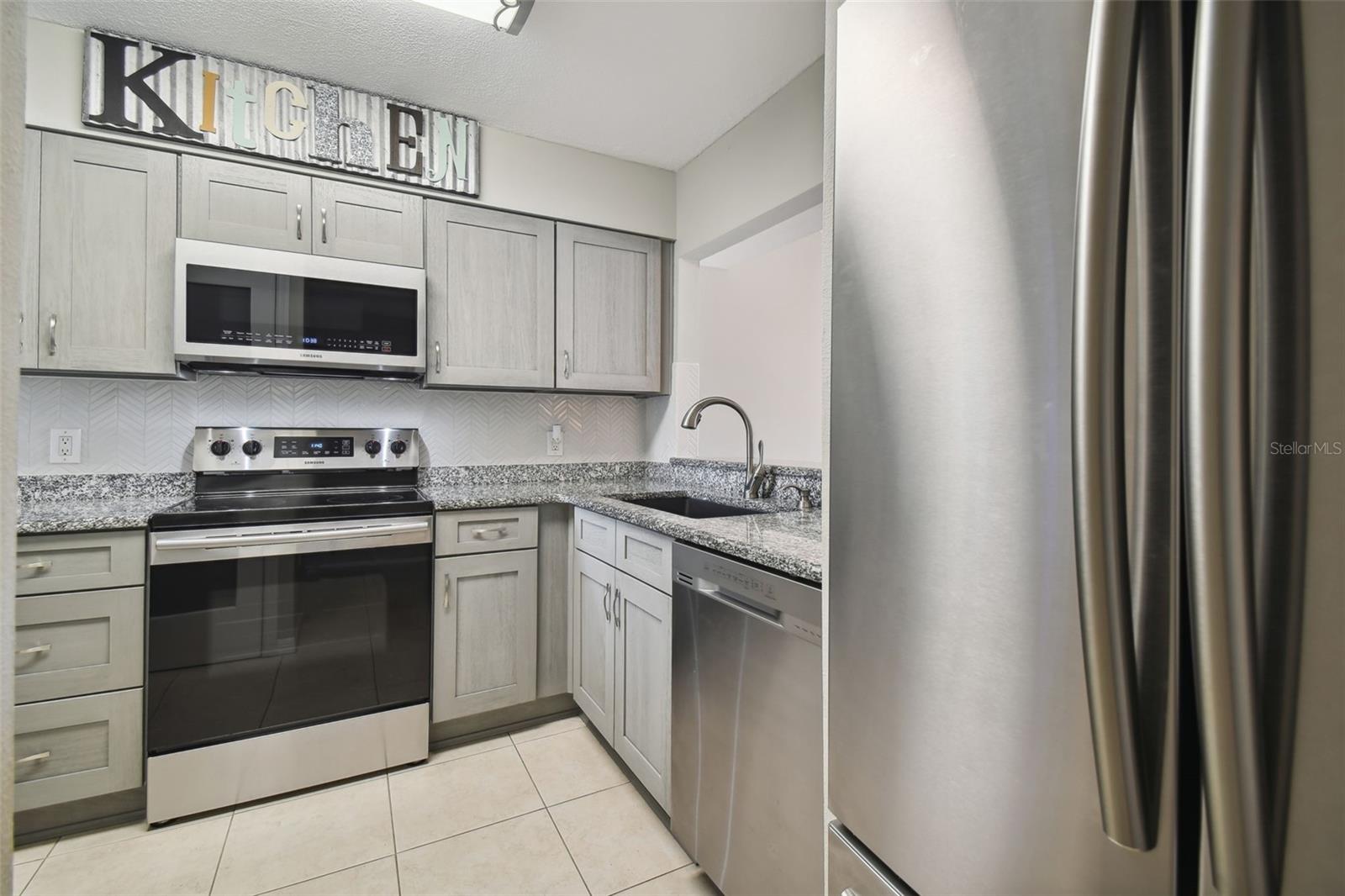 5557 SEA FOREST DR #214, NEW PORT RICHEY, FL — photo 5