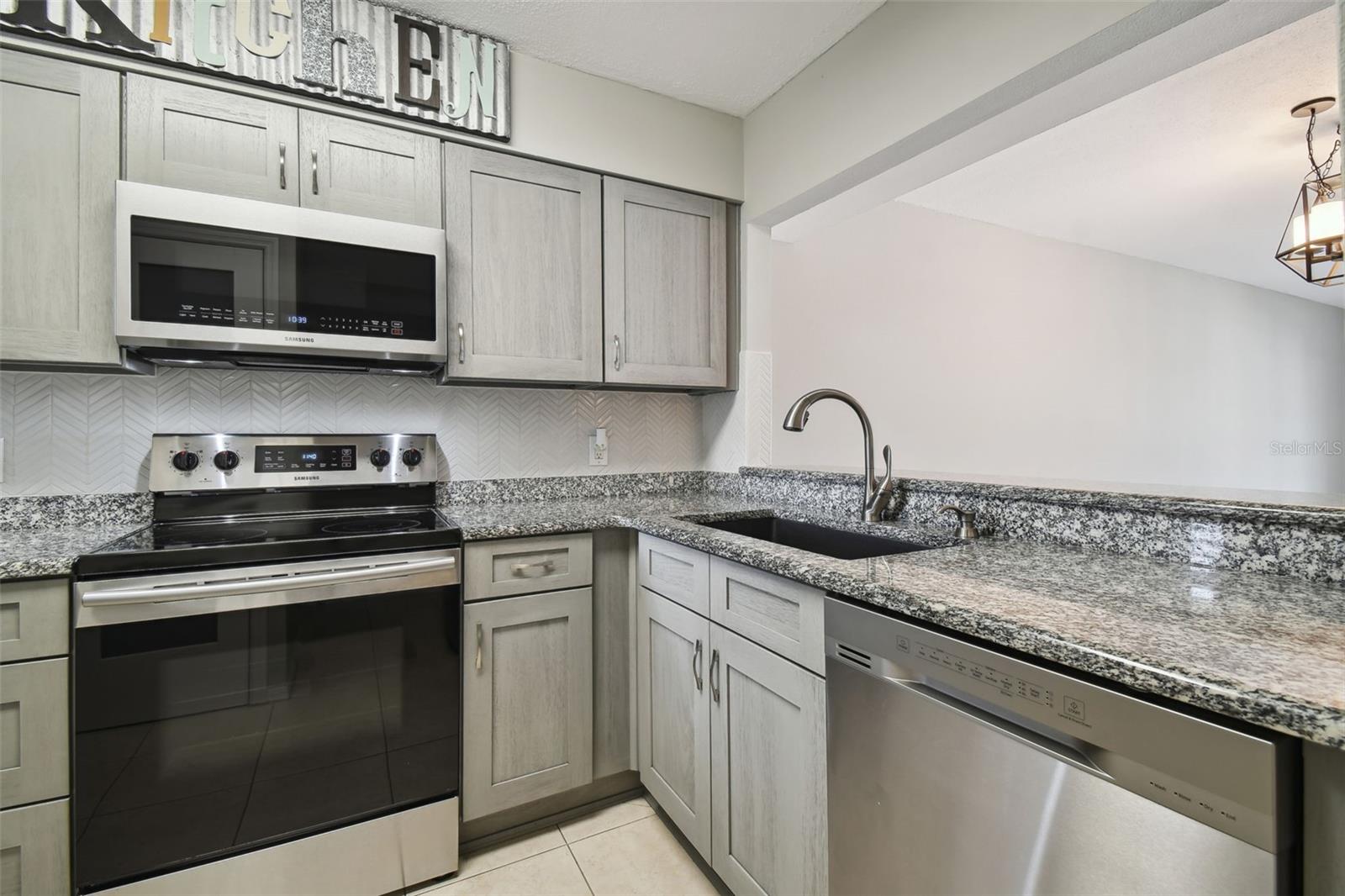 5557 SEA FOREST DR #214, NEW PORT RICHEY, FL — photo 6