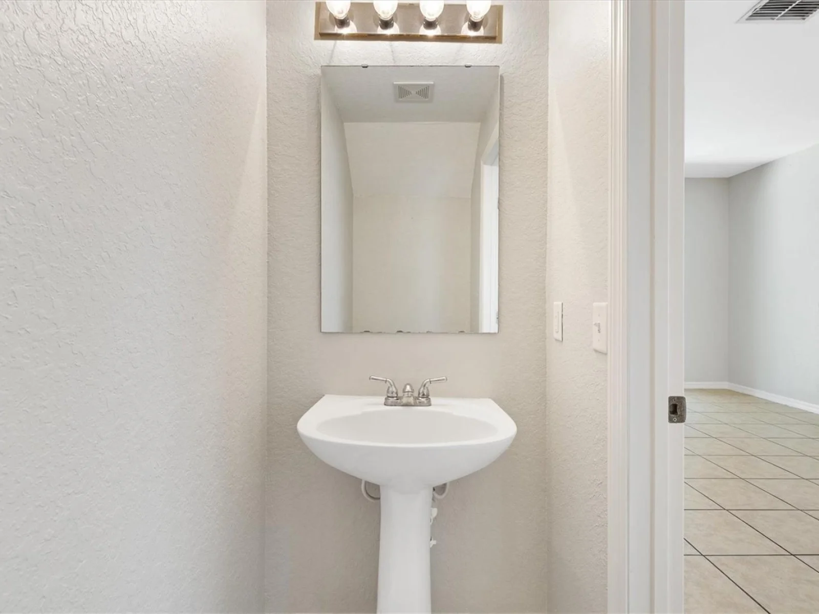 5186 NE 122ND BLVD, OXFORD, FL — photo 5