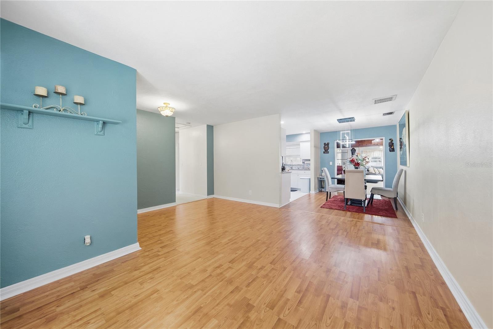 718 BAY VISTA BLVD S, ST PETERSBURG, FL — photo 4